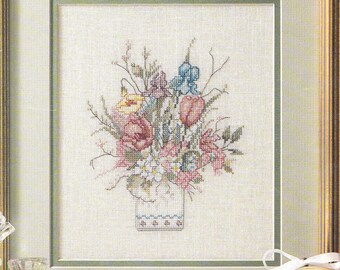 Freuden meines Gartens, Floral Cross Stitch Muster, 2 verschiedene Farben von Schmetterling und Blumen, Vase von frischen Schnittblumen, Freizeit-Kunst 478