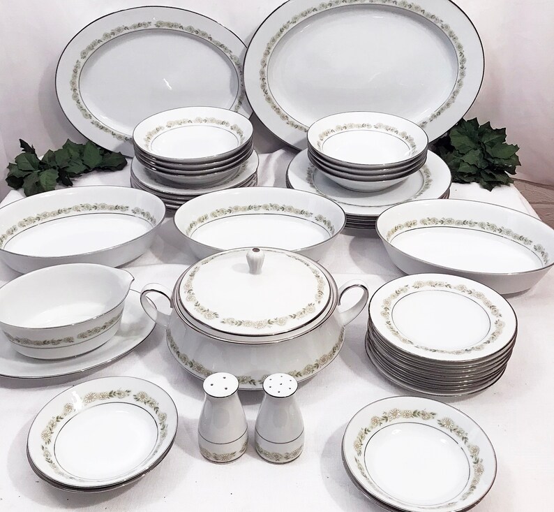 70's Noritake Trilby Fine China Dinnerware Set w Hostess Pieces Kitchen