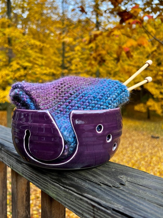 Yarn Bowl Ceramic Purple, Knitting Bowl, Pottery Yarn Holder, Knit and  Crochet Organizer, Gifts for Women, Handmade Stoneware