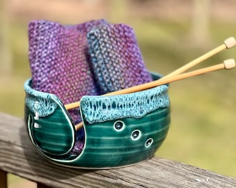 Yarn Bowl, Ceramic Green Knitting Bowls, Knitting & Crochet Container, Pottery Yarn Keeper Holder, Yarn Organizer, Gifts for Mom and Women