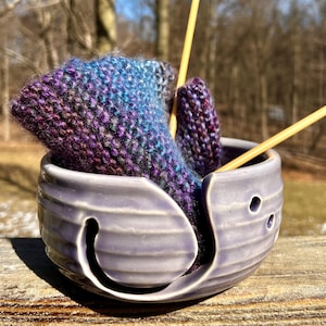 Ceramic Yarn Bowl, Knitting and Crochet, Pottery Yarn Holder, Yarn Organizer, Gifts for Women, Lavender Purple