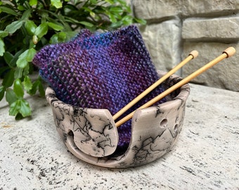 Raku Yarn Bowl, Horsehair Raku Ceramic Bowl for Knitters, Knitting & Crochet, Knitting Bowl, Pottery Yarn Bowl, Yarn Holder, Yarn Organizer
