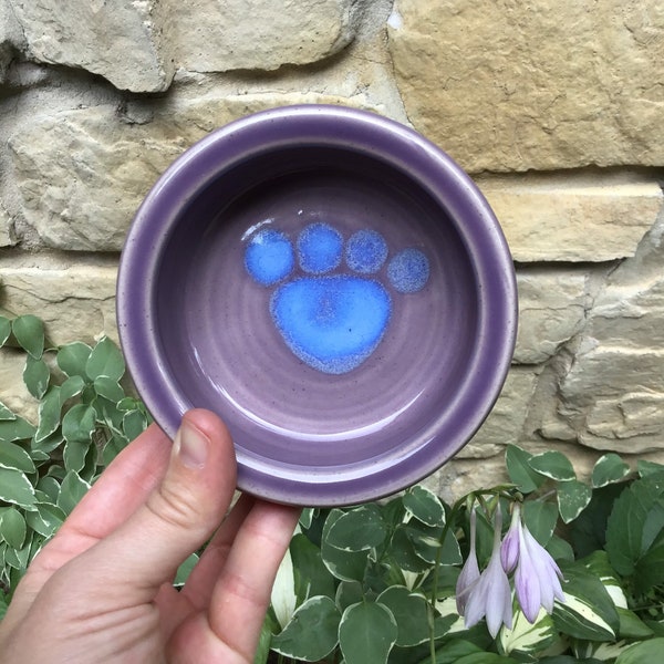 Small Ceramic Dog Bowl, Purple Dog Dish, Lavender Food Dish for Dogs or Cats, Pottery Pet Dish, Pet Food Bowl, Chihuahua Dish