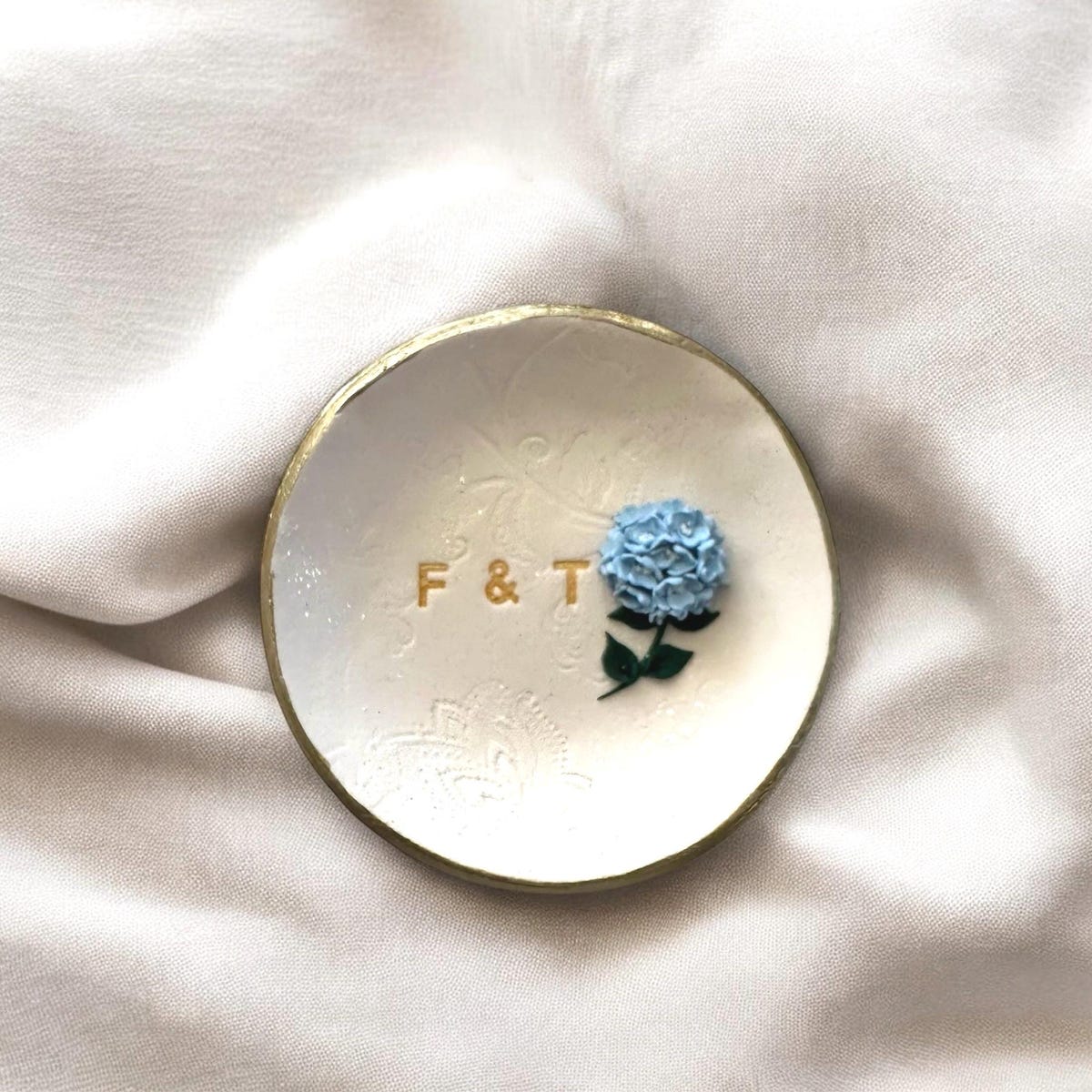 Hydrangea Jewelry Dish, Wedding Ring Dish Personalized, Engagement Gifts for Bride, Birthday Gifts for Her, Floral Wedding Ring Dish - Etsy