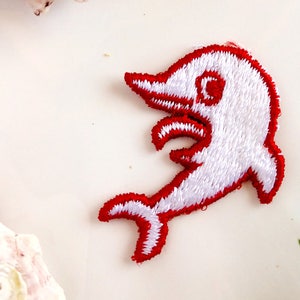 Cute Dolphin Embroidered Applique Vintage Dolphin Sew On Applique Aquatic Marine Dolphin Ocean Sea Life Dolphin Decorative Patches #1017