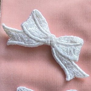 VINTAGE Embroidered White Bow Decorative Patch Applique, Cute Embroidery Bow Wholesale Appliques Decorative Patches #5060