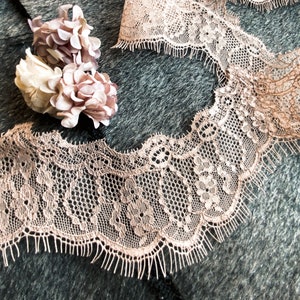 7 Wide Stretch Leavers Lace Trim in Apricot and Ivory, Made in France, Sold  by the Yard -  UK