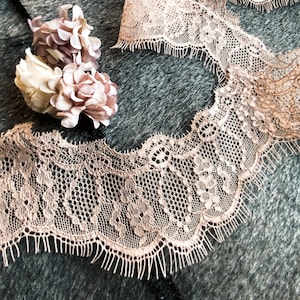 Superfine Leavers CHANTILLY LACE com bordas de cílios, acabamento em renda vintage suave 3” de largura Branco 779 Preto 869 Rosa Blush 601