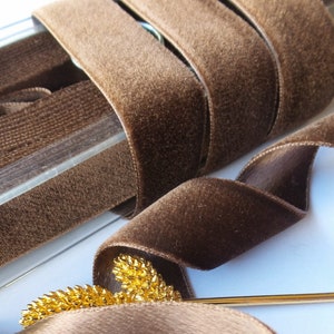 Samtband Velvet Ribbon Satin back German Velvet Ribbon Trim 1&quot; Brown Velvet Ribbon by the yard, #310 Made in Germany