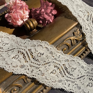2” wide Natural Fine Lace Trim Floral Sewing Vintage Lace #797