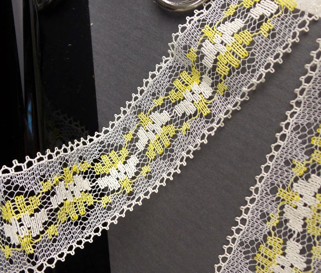 Yellow Ruffle Pattern Lace Delicate Vintage Yellow off White Fine Lace 3 Yards Intricate Pattern ...