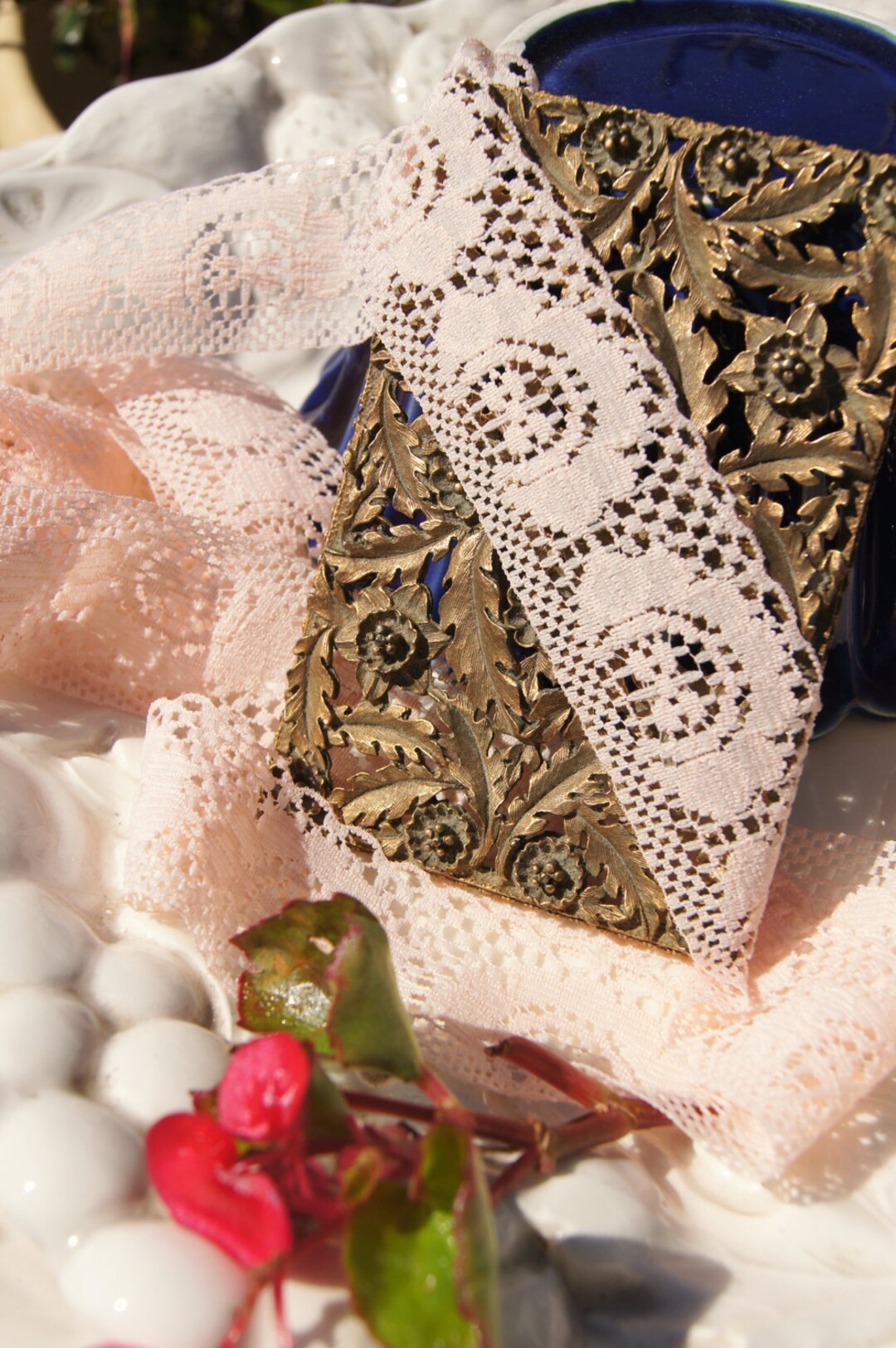 1 1/4 Vintage Floral Lace Trim peach Medallion Lace Trim by the Yard Vintage Sewing Lace Trims