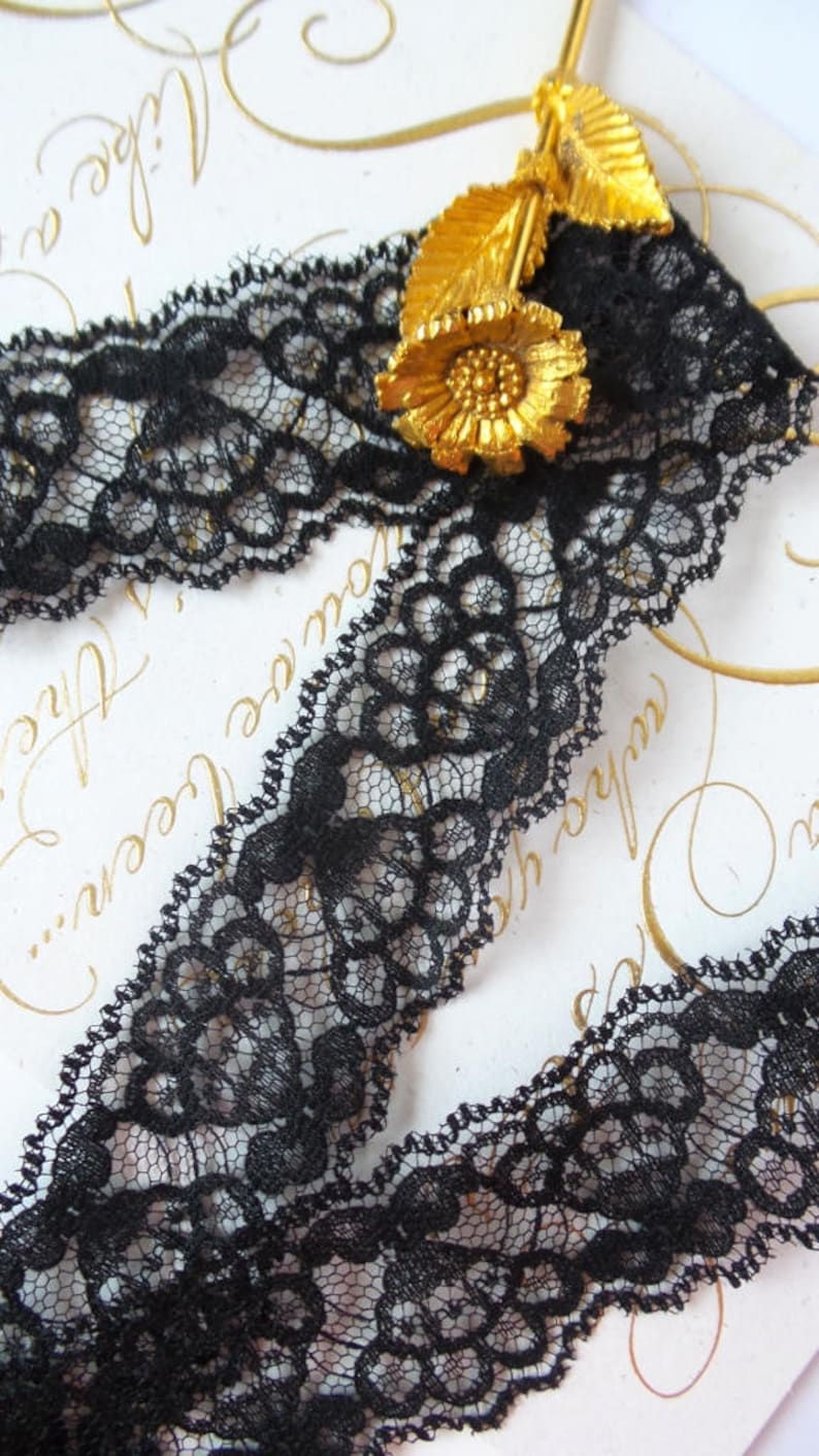 Black Lace Trim by the Yard Vintage Floral Stiff Lace Galloon Etsy