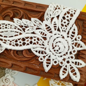 Vintage Victorian Venice Lace Applique: Vintage Floral Appliques White L28