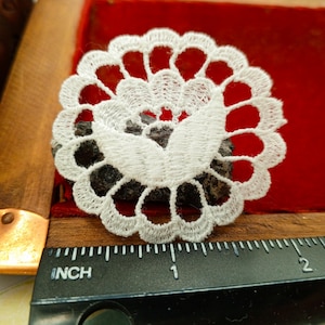 Vintage Victorian Venice Lace Applique: Vintage Floral Appliques White L35