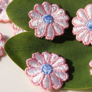 Aplique de flores vintage de la década de 1960, aplique de bordado de flores blancas rosas, flor de aplique bordado vintage #1322
