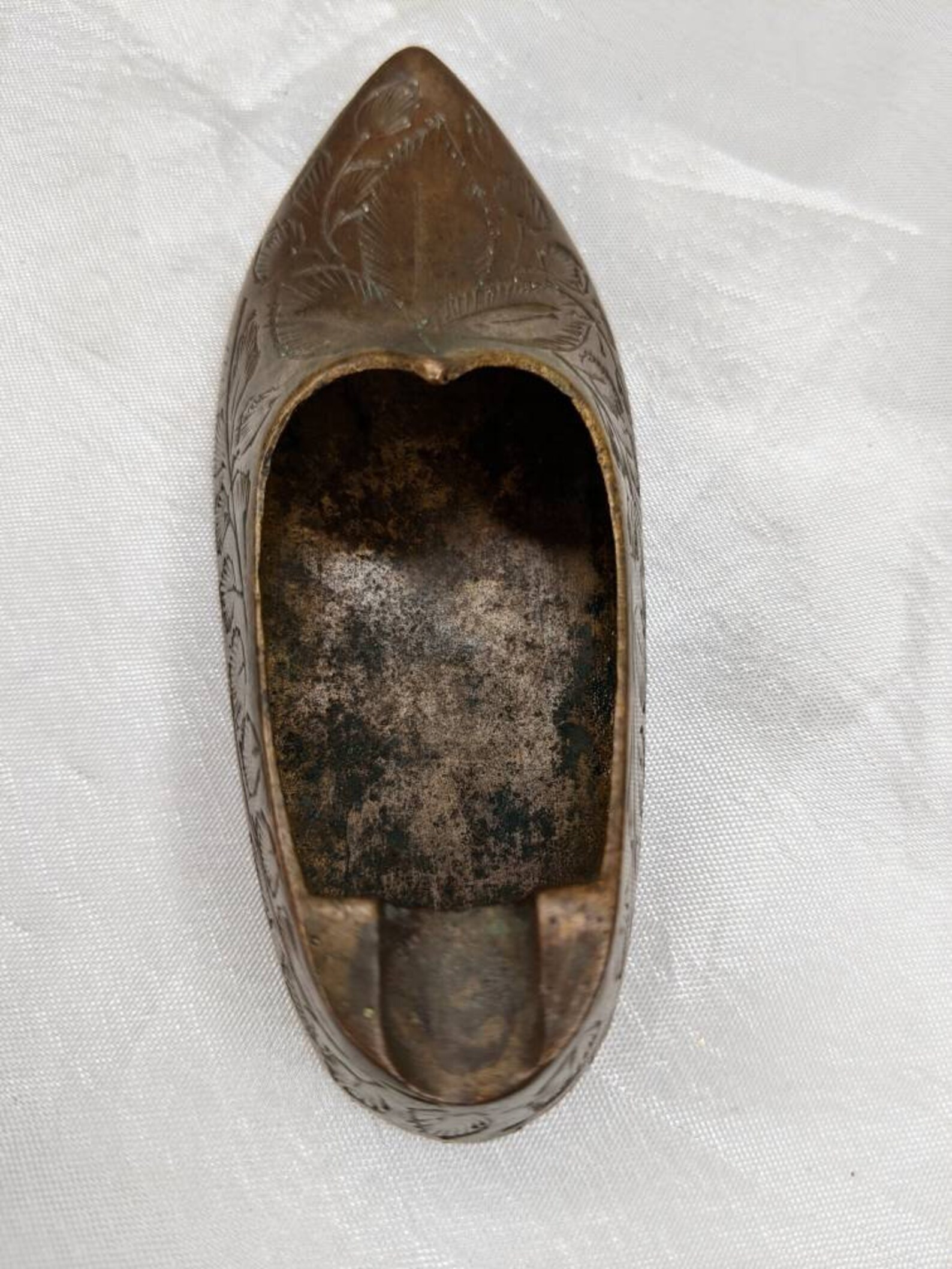 Vintage 1960s Indian Shoe Brass Ashtray Slipper Floral Khussa - Etsy