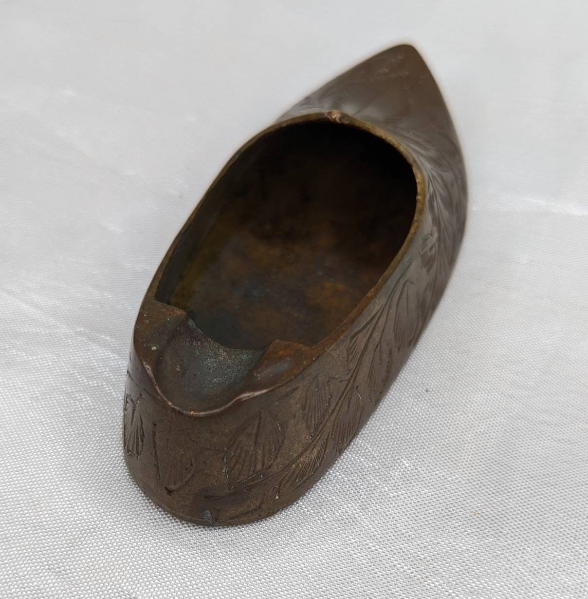 Vintage 1960s Indian Shoe Brass Ashtray Slipper Floral Khussa - Etsy