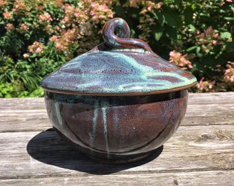 Lidded serving dishes, turquoise bowl with cover