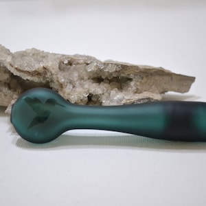 Glass Pipe, Hummingbird Bat Glass Pipe, Lake Glass Spoon Pipes, Sand Etched Pipes, Matte Finish Pipes, Frosted Glass Pipes, Hummingbirds