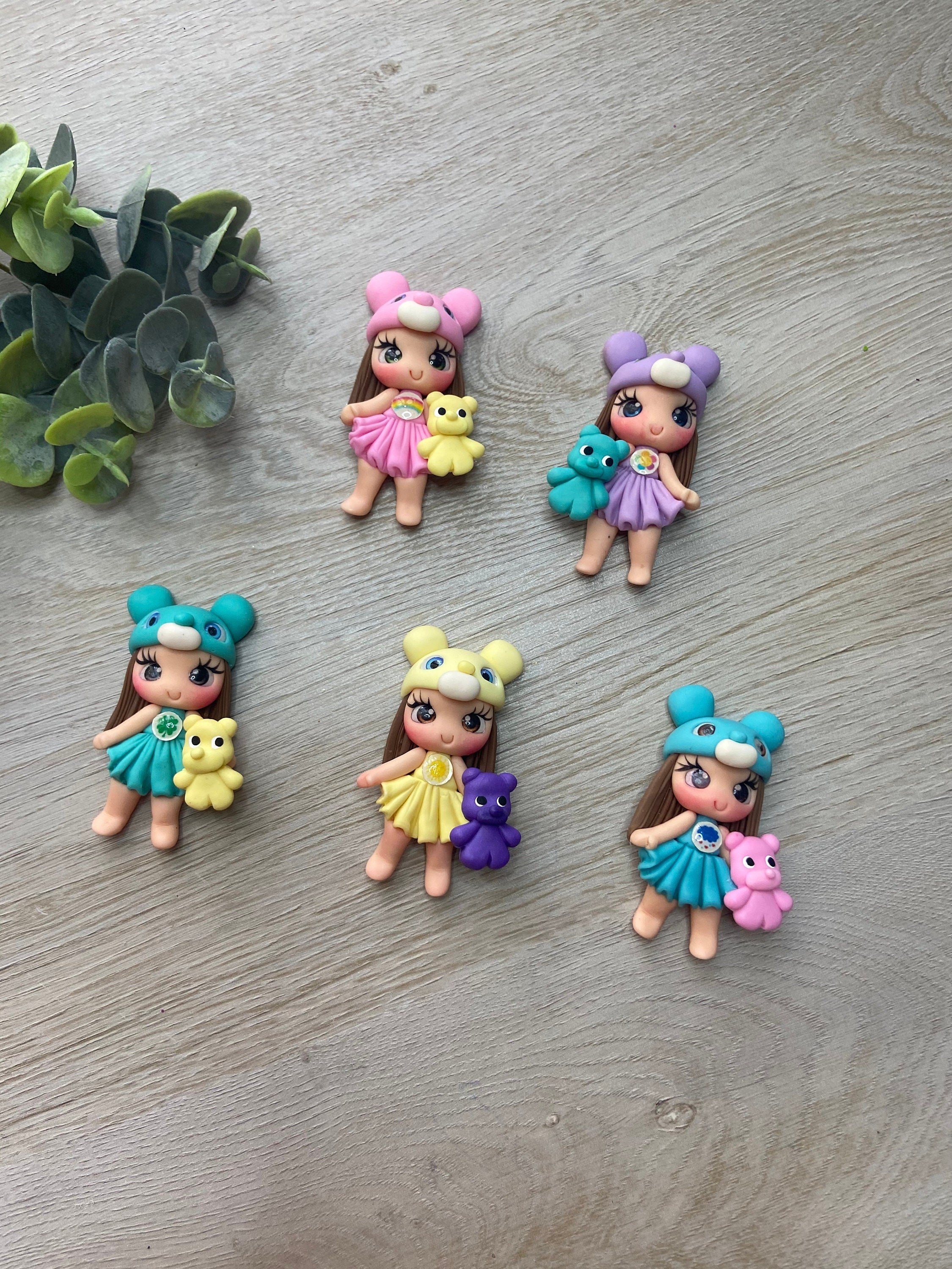 ARCILLAS: muñeca de arcilla BEAR CUTIE, arcillas, centros de arco, muñecas de arcilla, centros de mesa de arcilla, suministros de arco, artesanía diy, centros de mesa de arco,