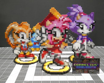 Sonic the Hedgehog - Genesis-Styled Modern Amy, Cream, and Blaze Bead Sprites