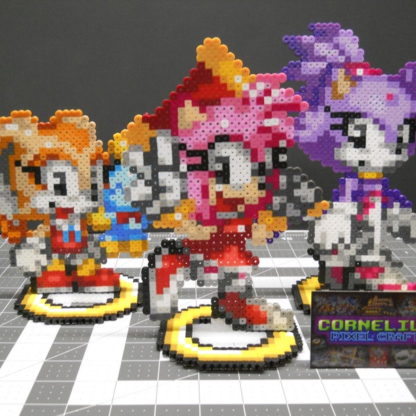 Sonic the Hedgehog - Genesis-Styled Modern Amy, Cream, and Blaze Bead Sprites