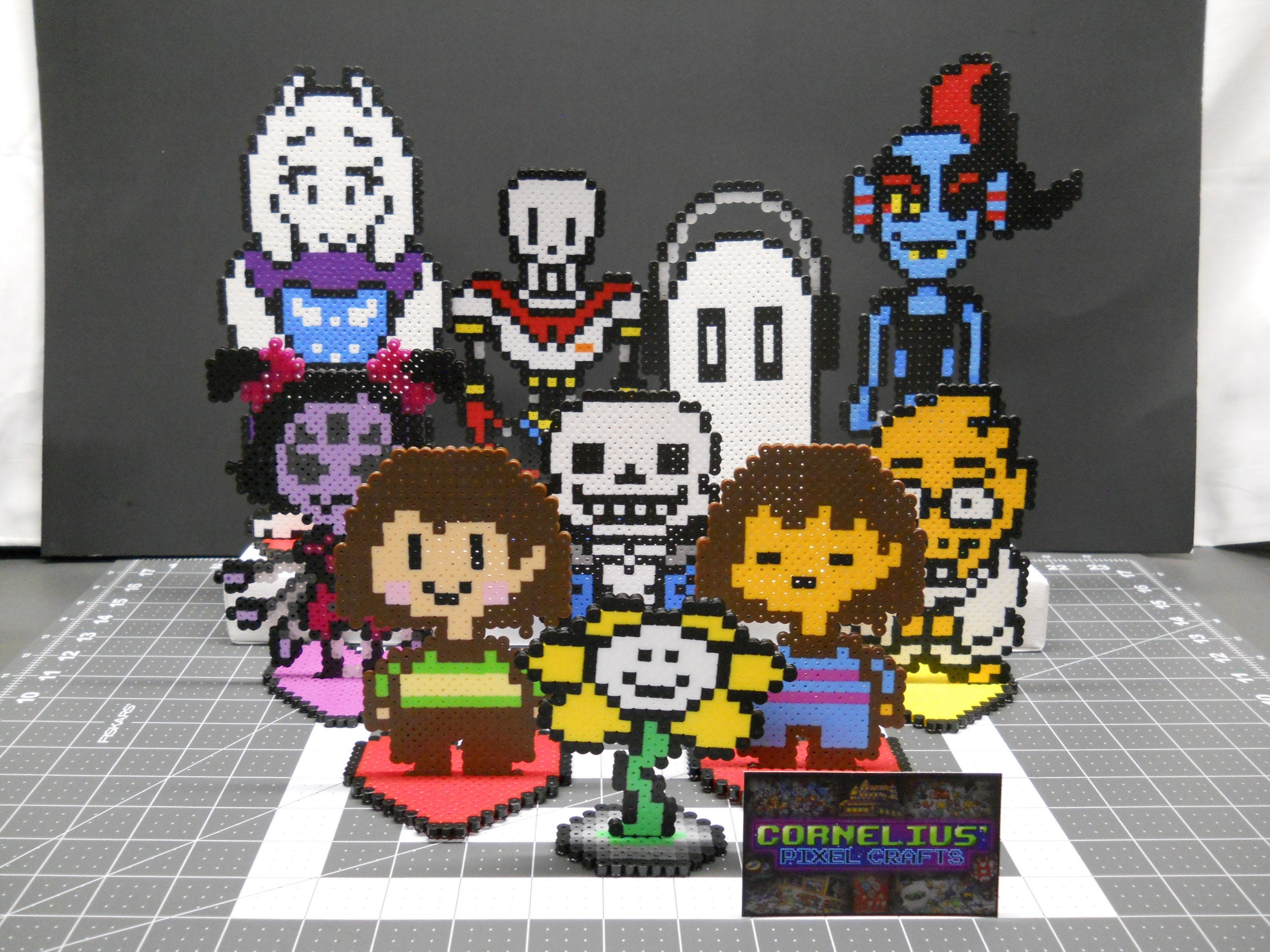 Beadwork, flowey, crossstitch, Undertale, bead, sprite, pixel Art, work Of  Art, food Drinks, character