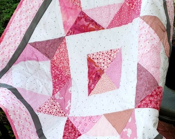 Around the Block Baby Quilt Pattern