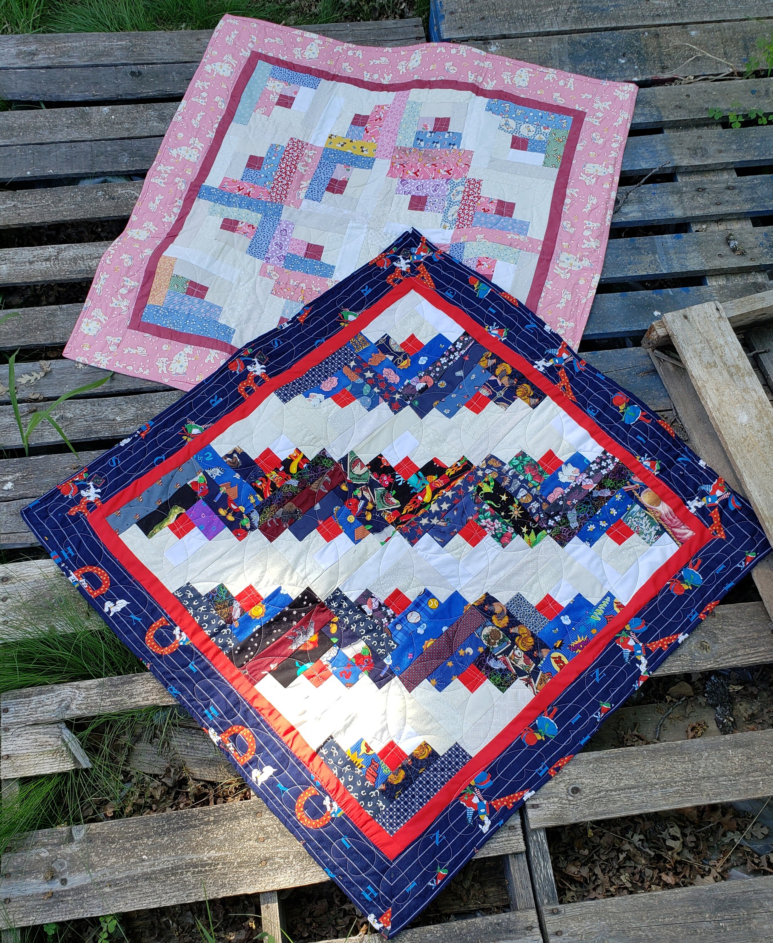 Scrap Log Cabin Baby Quilt Pattern