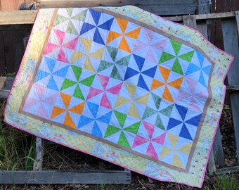 Pinwheel Lap Quilt Pattern