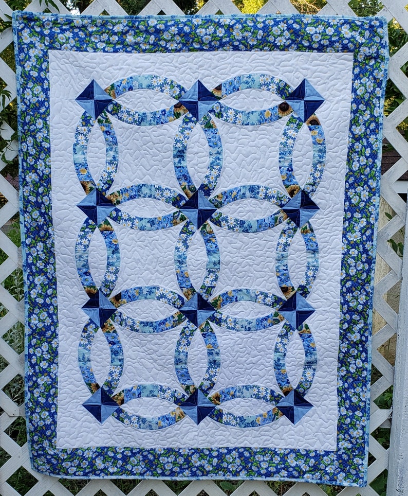 Double Wedding Ring Lap Quilt Pattern image 1