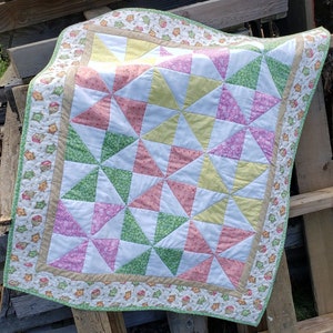 Pinwheel Baby Quilt Pattern image 1