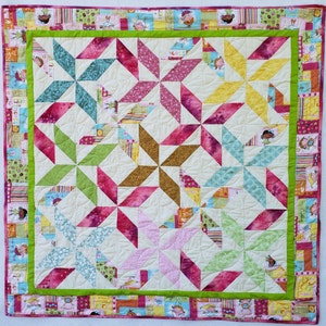 Spinning Stars Baby Quilt pattern image 3