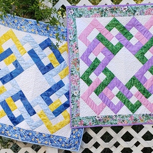 Chain Links Baby Quilt Pattern