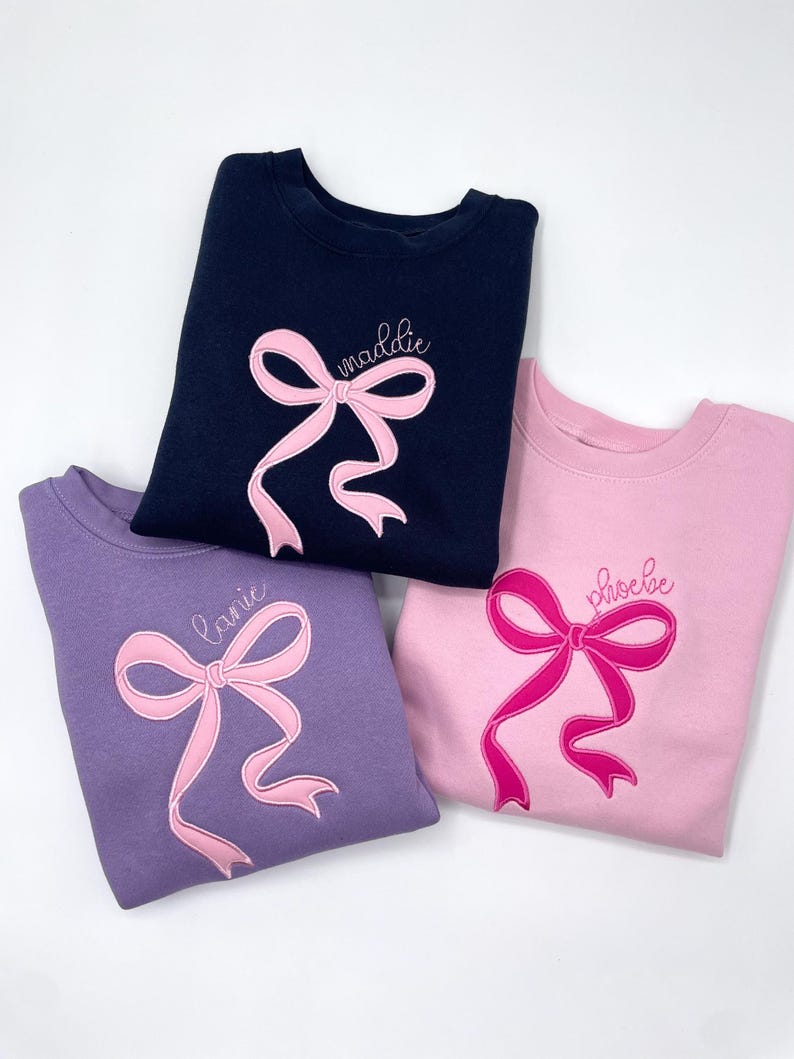 Girls Bow Sweatshirt, Embroidered Bow, Kids Crewneck, Girls Name Shirt, Monogram Youth Sweater, Personalized Shirt, Applique Pink Bow immagine 6