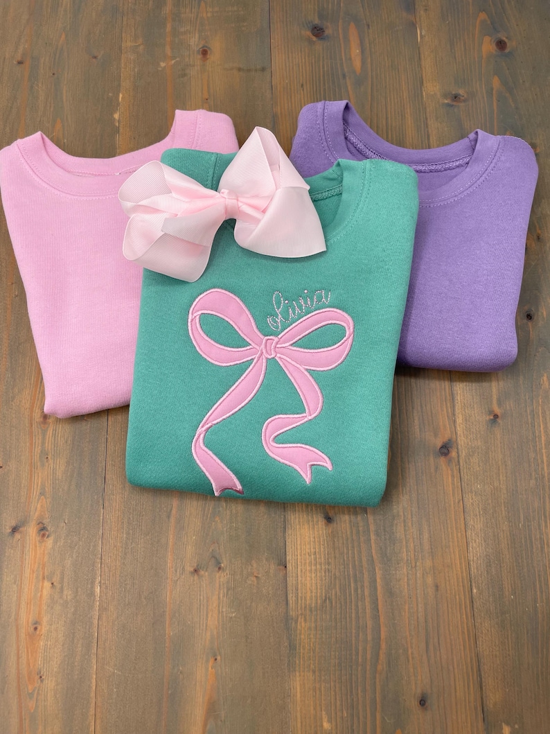 Girls Bow Sweatshirt, Embroidered Bow, Kids Crewneck, Girls Name Shirt, Monogram Youth Sweater, Personalized Shirt, Applique Pink Bow immagine 9