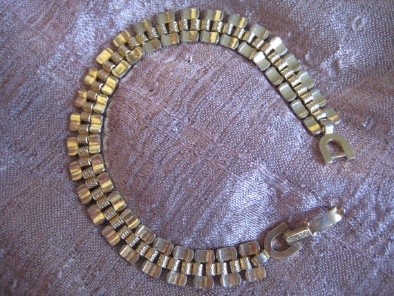 Vintage Monet Gold Tone Bracelet - image 2