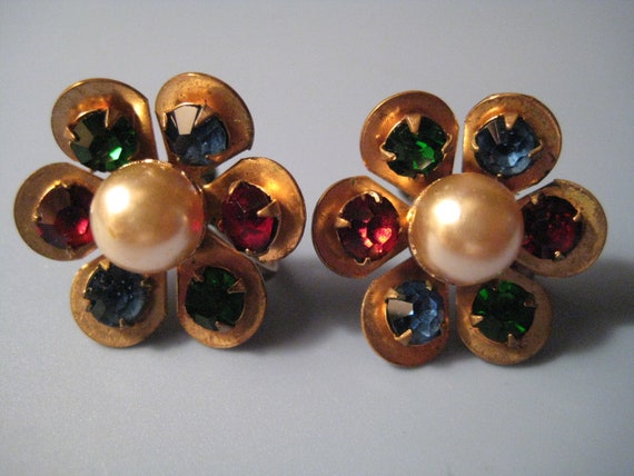 Vintage Coro Multicolored Rhinestone and Glass Pe… - image 10