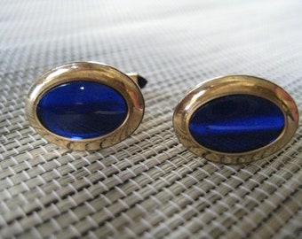 Vintage Correct Quality Blue Lucite Cuff Links