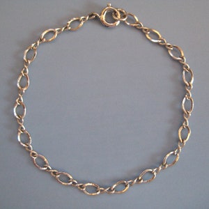 Vintage Figure-Eight Link Bracelet