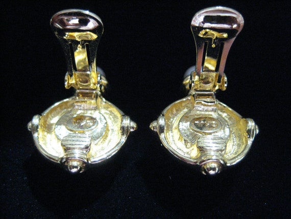 Vintage Kenneth J Lane Etruscan Style Ear Clips - image 8
