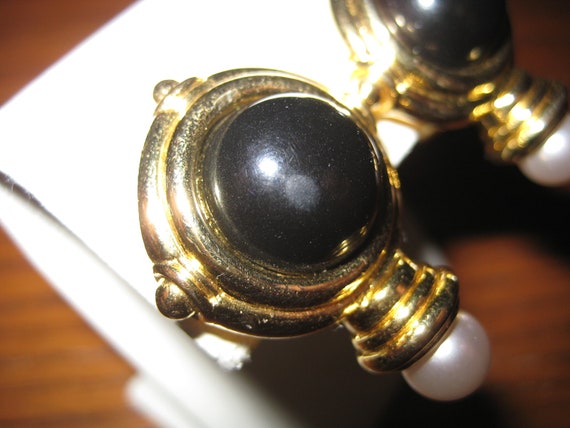 Vintage Kenneth J Lane Etruscan Style Ear Clips - image 10