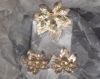 Vintage Sarah Coventry Golden Maple Brooch and Earring Set