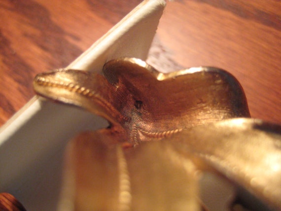 Buy Vintage Coro Pegasus Lily Brooch Online in India - Etsy