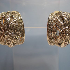 Vintage Pair of Kenneth J Lane Sparkling Rhinestone Ear Clips