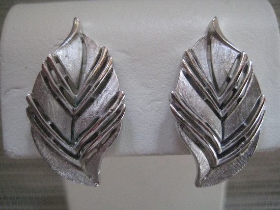 Vintage Crown Trifari Silver Tone Leaf Earrings - image 1