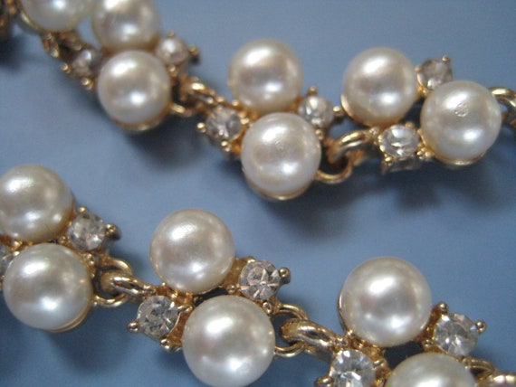 Vintage Faux Pearl and Rhinestone Drop Earrings - image 10