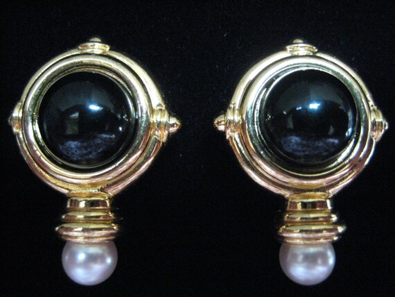 Vintage Kenneth J Lane Etruscan Style Ear Clips - image 1