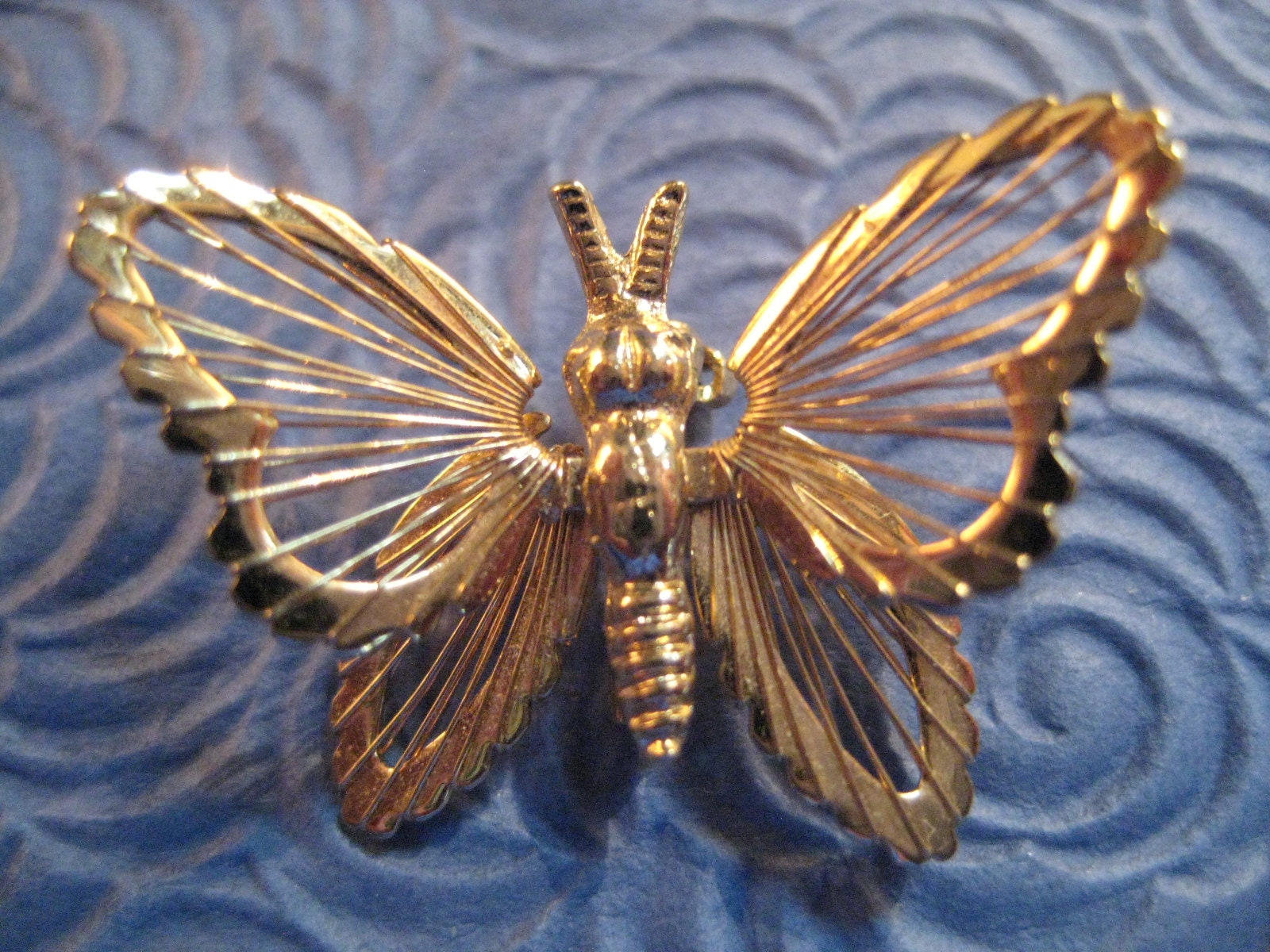 Monet's Menagerie Spinneret Gold Tone Butterfly Brooch Pin